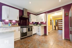 Kitchen - click for photo gallery